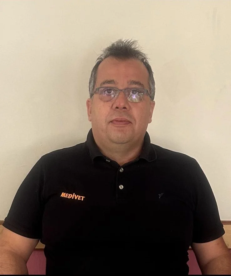 Veteriner Hekim Hasan Akıllı
